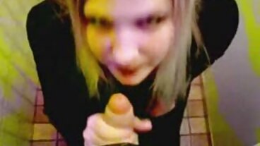 Side Fuck bang με την καυλιάρη Asa Belle από το πορνο γιαγιαδεσ Smut Puppet
